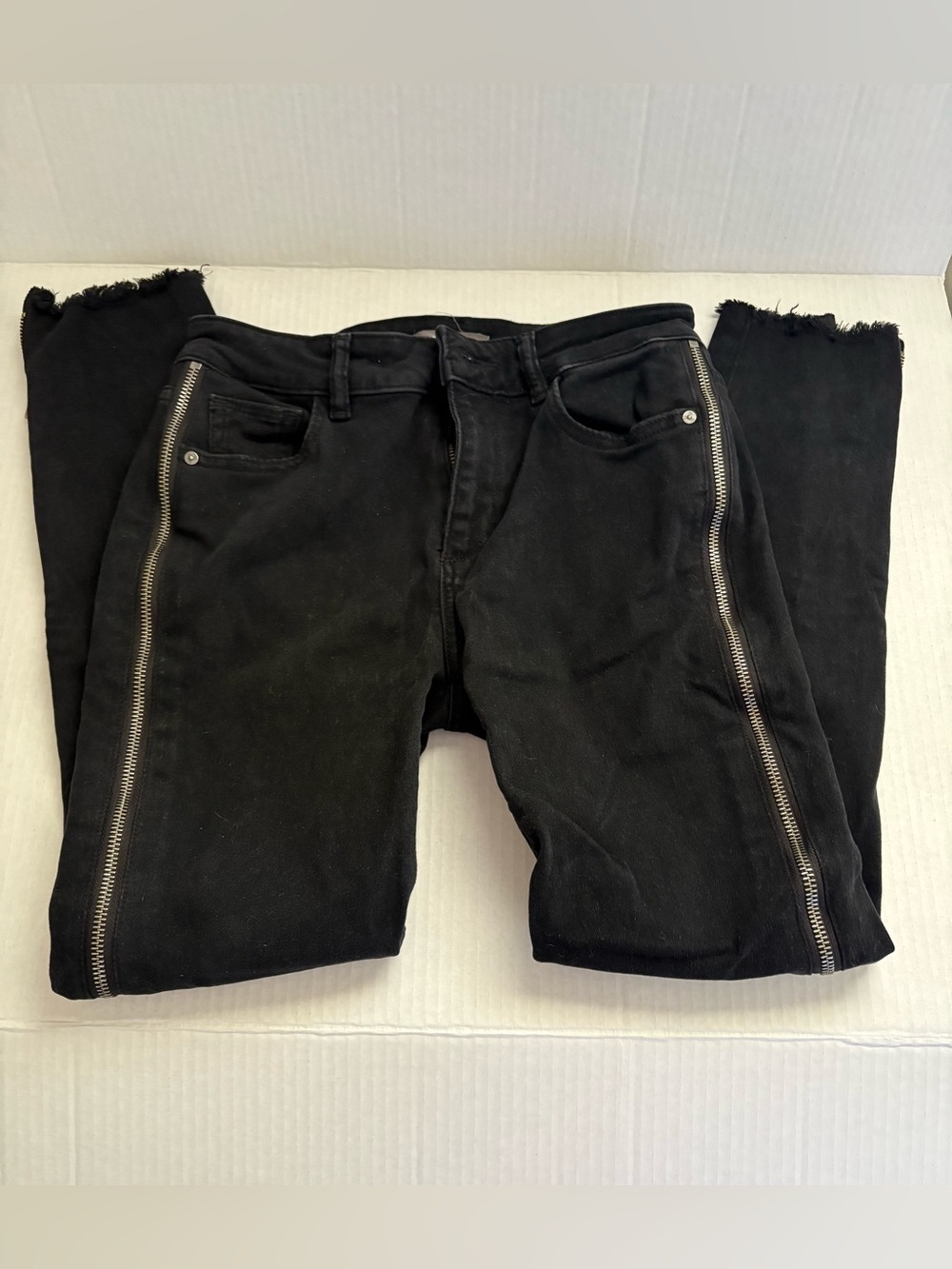 DL1961 Florence Cropped Mid Rise Instasculpt Skinny Black Jeans Side Zipper 26 - Picture 2 of 14